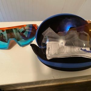Tifosi cycling sunglasses with 3 lenses